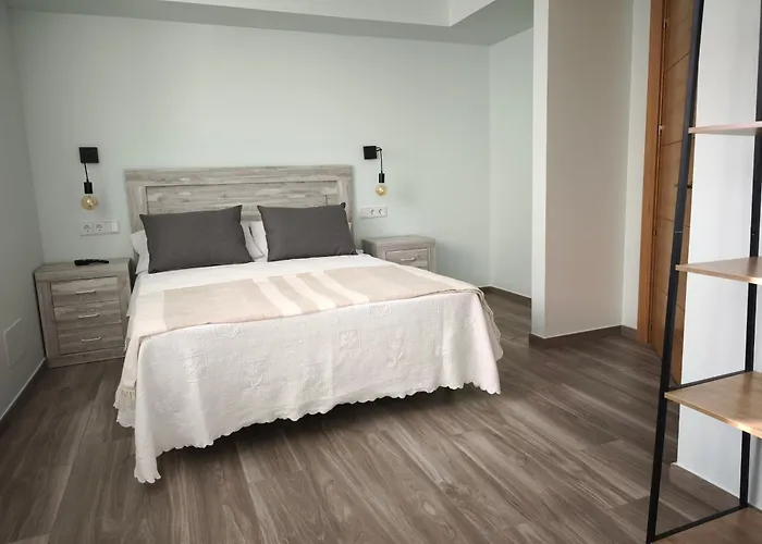 De - La Herren Apartament Panes